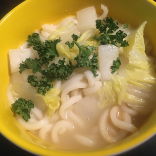 白菜とパセリのクリームうどん